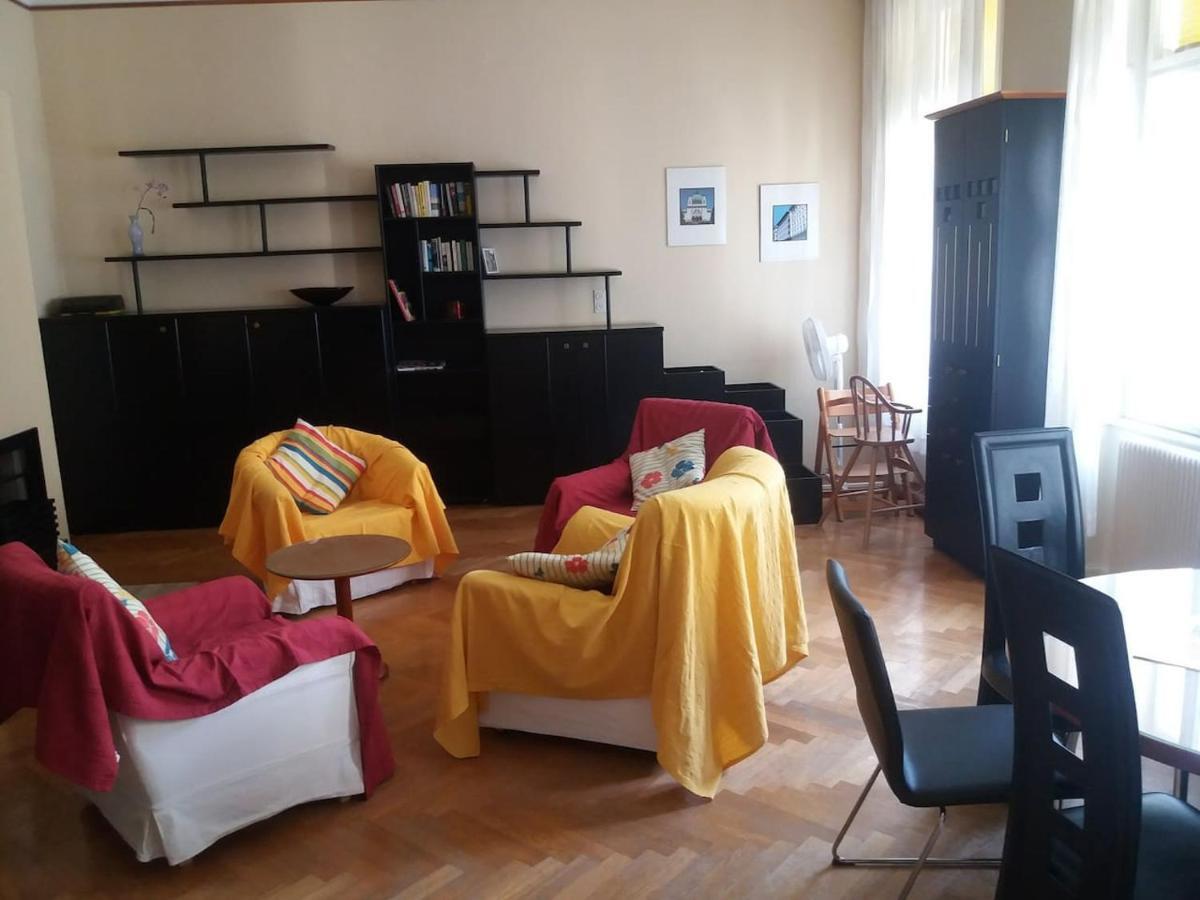 Geraeumige Zentrumsnahe Altbauwohnung Wien Ngoại thất bức ảnh